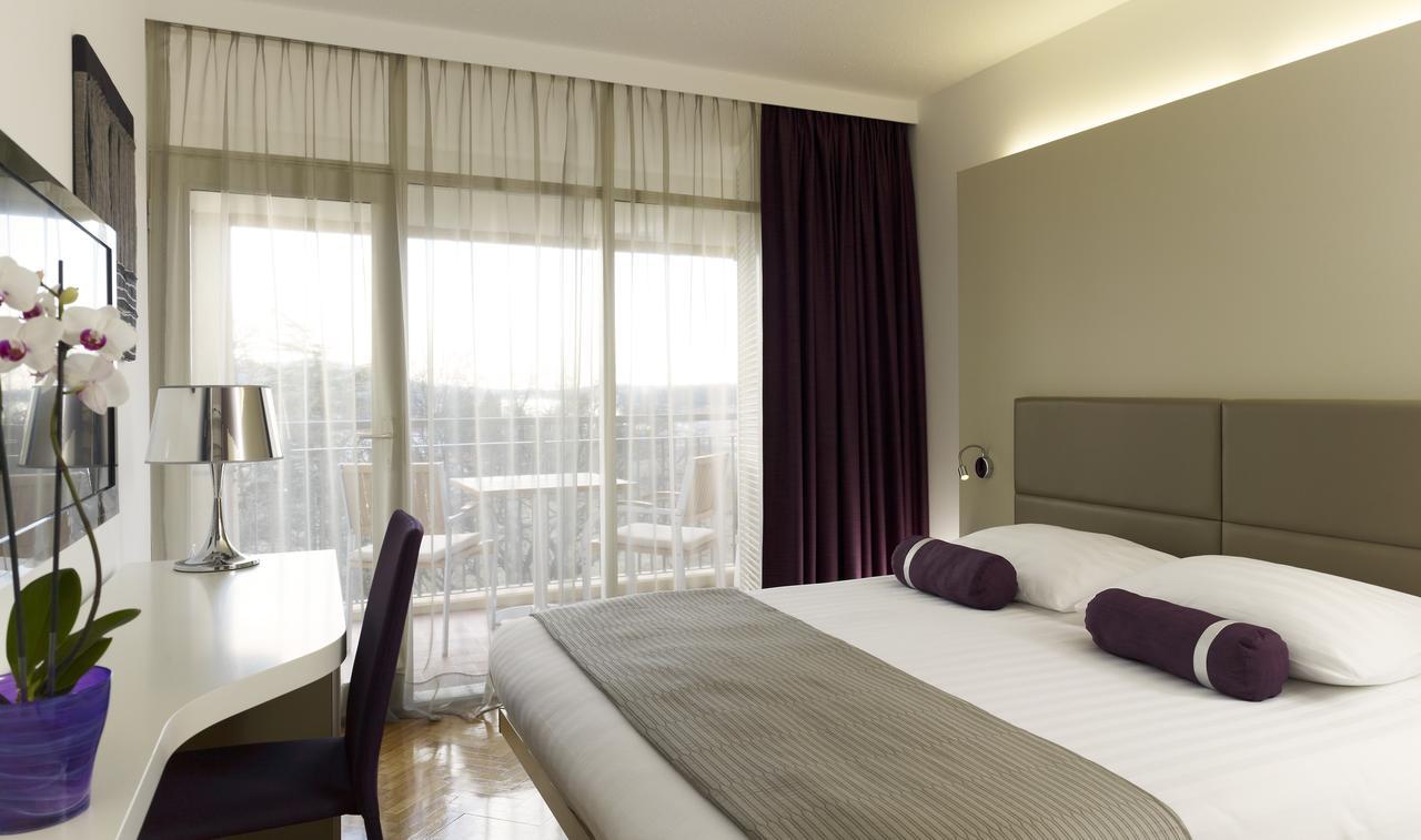 Arena Hotel 梅杜林 客房 照片