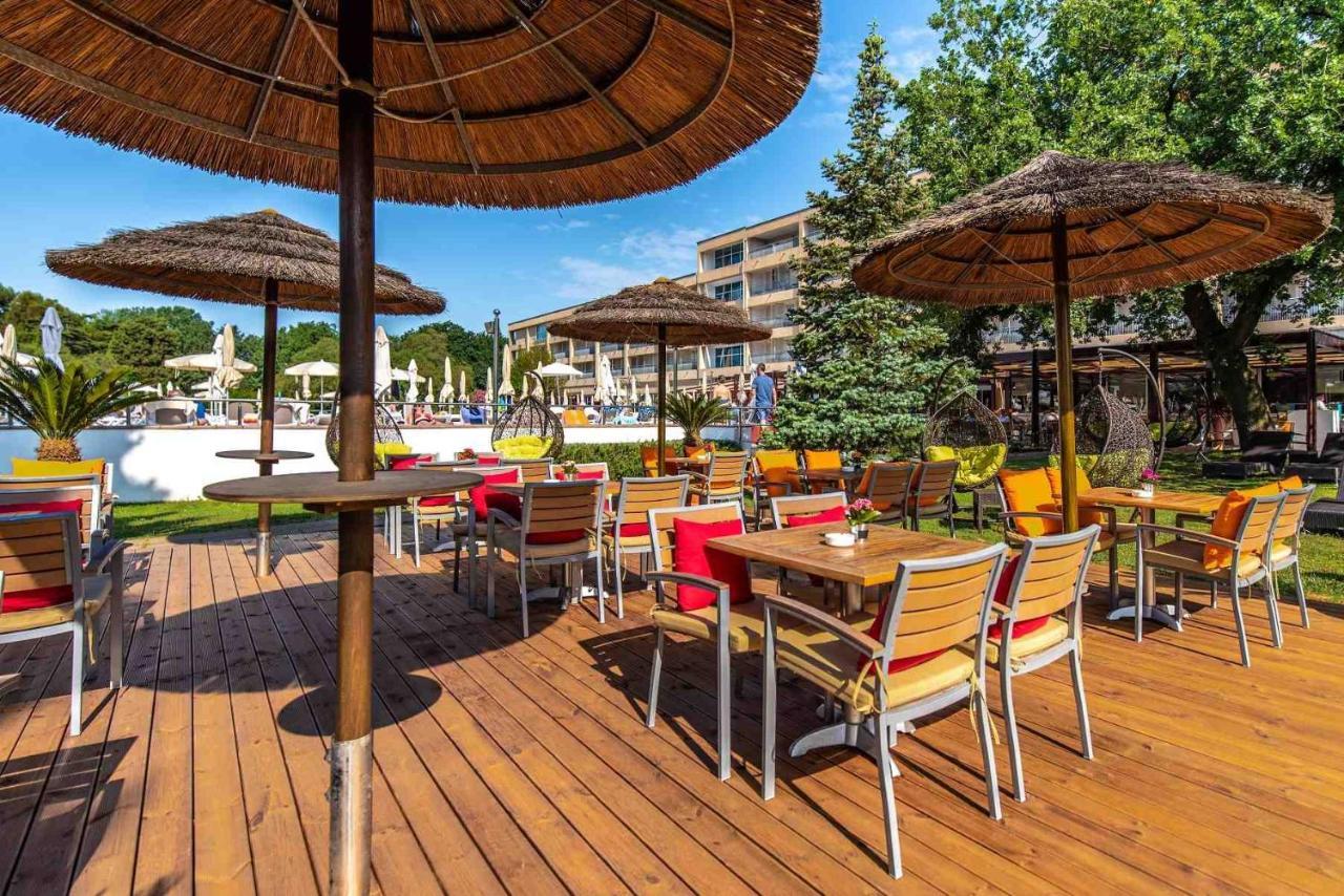 Arena Hotel 梅杜林 外观 照片